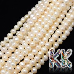 Natural pearls - ∅ 8-9 mm - quality AAA