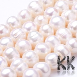 Natural pearls - ∅ 8 ~ 9.5 mm - ovals