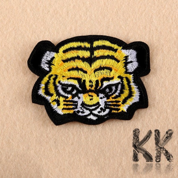 Iron-on picture embroidery - Tiger head - 46 x 62 mm
