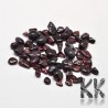 Tumbled chips offered in the form of UNDRILLED decorative crumb from natural garnet with dimensions of 2 - 8 x 2 - 4 mm, used to create various glued mosaic images and other creative creation. The beads are absolutely natural without any dye.
1 g contains approx. From 5 to 6 pcs.
Country of origin China, Brazil, India, Mozambique
THE PRICE IS FOR 1 g.