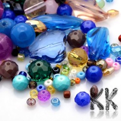 Glass mix of beads - Ø 4-22.5 x 4-28.5 x 3-9 mm - convenient packaging 200 g