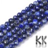 Tumbled faceted round beads made of mineral lapis lazuli with a diameter of 4-5 mm with a hole for a thread with a diameter of 0.5 mm. The beads are absolutely natural without any dye.
Country of origin Afghanistan
THE PRICE IS FOR 1 PCS.