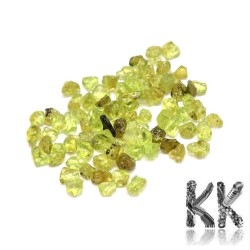 Natural peridot - fragments - not drilled (decorative crumb) - 3 - 9 x 1 - 4 mm - weight 1 g (approx. 16-25 pcs)