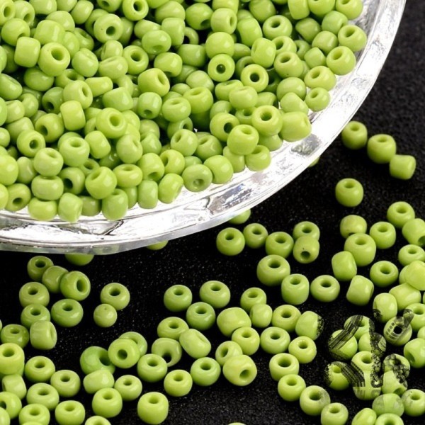 Chinese seed beads - opaque with pearlescent luster - 8/0 - weight 1 g