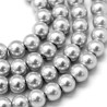 Skleněné voskované perly s perleťovým odleskem o velikosti 8 mm. Korálky jsou prodávány po celých šňůrách. Na jedné šňůře je cca 100 až 115 kusů korálků.
UVEDENÁ CENA JE ZA 1 ŠŇŮRU / CCA 103 KS

