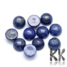 Tumbled mineral cabochons made of natural lapis lazuli with dimensions 8 x 3,5-4 mm in the shape of a half round. Cabochons are completely natural without any coloring. Cabochons are ground to the appropriate shape, but may contain small chips and other minor imperfections. Cabochons can be glued to a jewelry setting (pendant or stud earring), or sewn with seed beads, or wrap with wire.
Country of origin: Afghanistan, Chile
THE PRICE IS FOR 1 PCS.