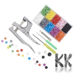 Plastic Snap Buttons Kit, Press Studs with Open Ring Prongs and Socket in Box with Pliers