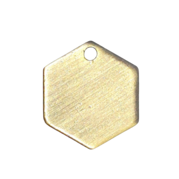 Mosazný přívěsek - plochý šestiúhelník - 12 x 10 x 1 mm