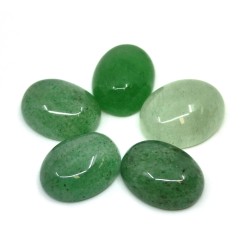 Minerální kabošon - zelený aventurín - 9-10 x 8 x 4-5 mm - ovál