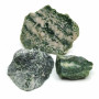 Přírodní surový kámen z minerálu zeleného jaspisu o velikosti 25-55 x 23-40 x 14-30 mm, který lze dále upravit, či zapracovat do šperku nebo darovat jako kámen pro štěstí. Kameny nejsou vrtané a jsou absolutně přírodní, bez jakéhokoliv dobarvení.
Upozornění: Každý kámen má jiný, tvar, velikost, barvu i váhu a nelze tak požadovat konkrétní rozměry, barvu, či velikost.
UVEDENÁ CENA JE ZA 1 KS.