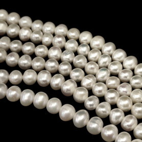 Přírodní perly - Ø 6-6,5 mm - oválky
