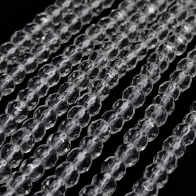 Syntetický broušený křišťál - Ø 4 mm - fasetované kuličky