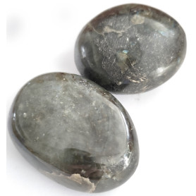 Přírodní labradorit - nevrtaný kámen - 51-92 x 47-61 x 15-28 mm