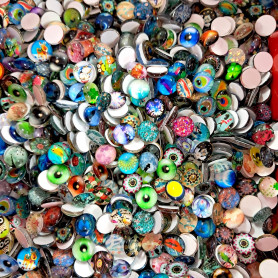 Kruhový skleněný kabošon s motivem - náhodný mix - Ø 12 x 4 mm