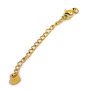 Prodlužovací řetízek z nerezové ocele s kroucenými očky s karabinkou o délce 70 mm a pokovem z pravého 18K zlata. Karabinka má rozměr 10 x 7 x 4 mm, očka řetízku 3 x 1,5 mm, přívěsek ve tvaru srdce 6,5 x 7 x 1 mm a spojovací kroužek 4 x 1 mm. Řetízek je vyroben z nerezové ocele typ 304. Pokov je náchylný na mechanické sedření a je tak potřeba o přívěsek dle tohoto pečovat.
UVEDENÁ CENA JE ZA 1 KS.